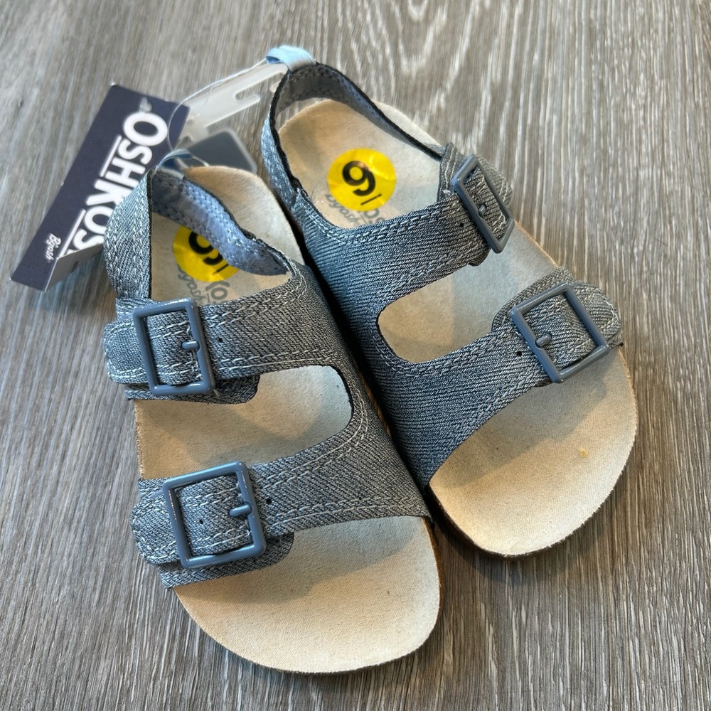 NWT OshKosh girls sandals size 9